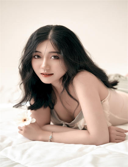 《大叔小馆》影视作品全面解析：剧情深度剖析与艺术价值探讨，发布会实录