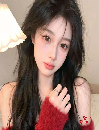 《血煞狂花》拍摄技巧分析：镜头语言与画面构图探讨