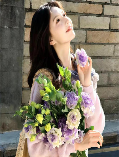 从表演艺术看《明日之子8点见》：角色关系的细腻刻画与情感表达 理解角色的文化意义